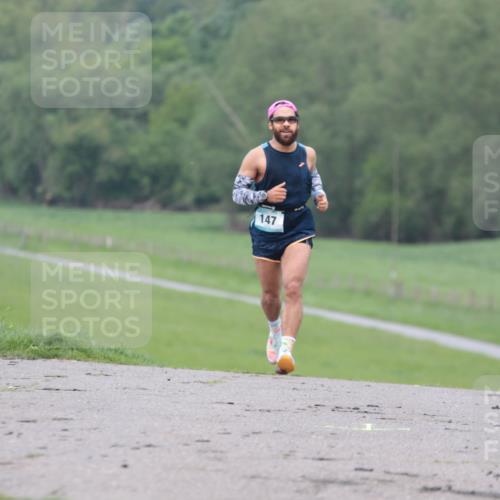 05.05.2024 - 7. Wedeler Halbmarathon H.Heesch http://msf.ph/oto/6221786 05.05.2024 11:00:23 Laufen 147 meine-sportfotos.de