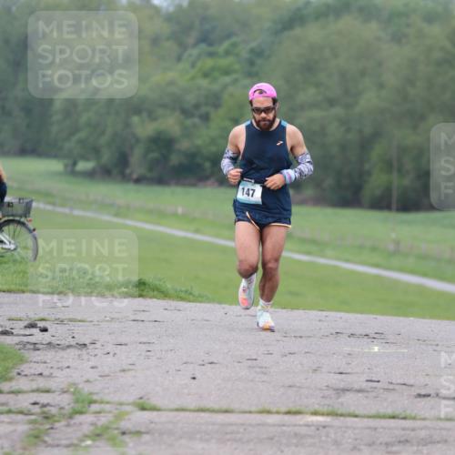 05.05.2024 - 7. Wedeler Halbmarathon H.Heesch http://msf.ph/oto/6221793 05.05.2024 11:00:25 Laufen 147 meine-sportfotos.de