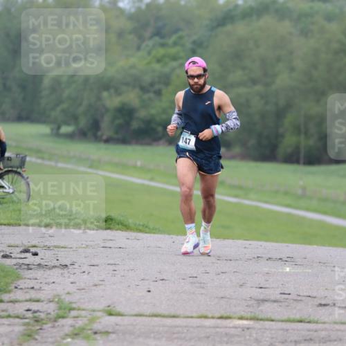 05.05.2024 - 7. Wedeler Halbmarathon H.Heesch http://msf.ph/oto/6221794 05.05.2024 11:00:25 Laufen 147 meine-sportfotos.de