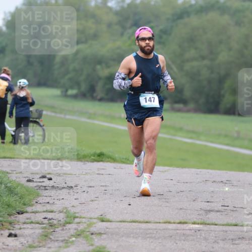 05.05.2024 - 7. Wedeler Halbmarathon H.Heesch http://msf.ph/oto/6221797 05.05.2024 11:00:26 Laufen 147 meine-sportfotos.de