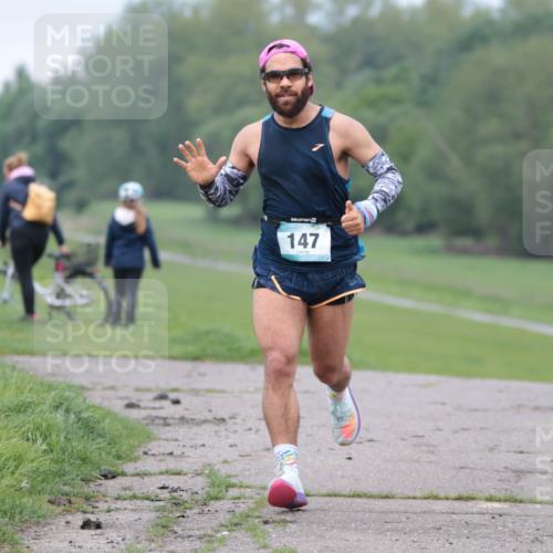 05.05.2024 - 7. Wedeler Halbmarathon H.Heesch http://msf.ph/oto/6221805 05.05.2024 11:00:27 Laufen 147 meine-sportfotos.de
