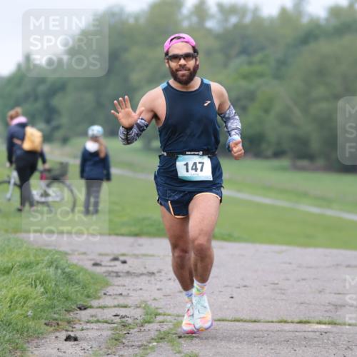 05.05.2024 - 7. Wedeler Halbmarathon H.Heesch http://msf.ph/oto/6221807 05.05.2024 11:00:27 Laufen 147 meine-sportfotos.de