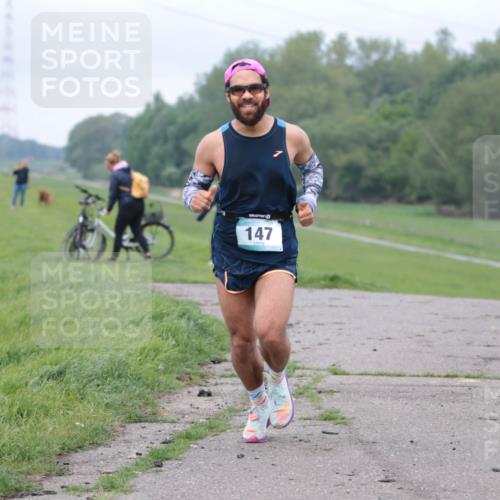 05.05.2024 - 7. Wedeler Halbmarathon H.Heesch http://msf.ph/oto/6221811 05.05.2024 11:00:28 Laufen 147 meine-sportfotos.de