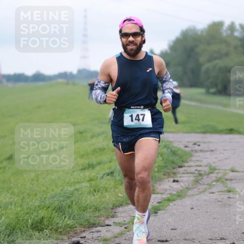 05.05.2024 - 7. Wedeler Halbmarathon H.Heesch http://msf.ph/oto/6221815 05.05.2024 11:00:29 Laufen 147 meine-sportfotos.de