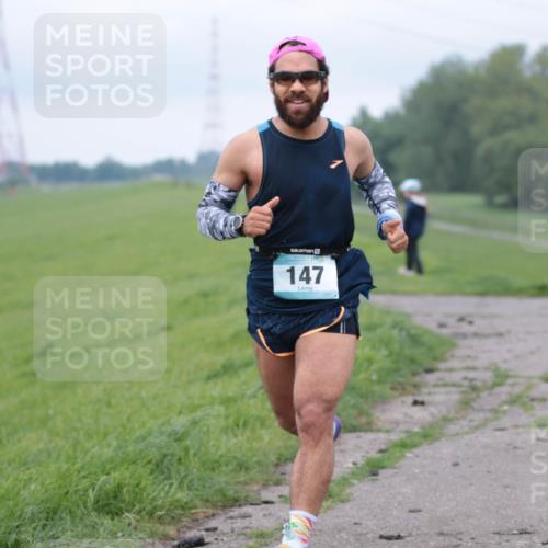 05.05.2024 - 7. Wedeler Halbmarathon H.Heesch http://msf.ph/oto/6221816 05.05.2024 11:00:29 Laufen 147 meine-sportfotos.de