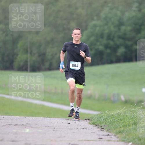 05.05.2024 - 7. Wedeler Halbmarathon H.Heesch http://msf.ph/oto/6221821 05.05.2024 11:01:05 Laufen 894 meine-sportfotos.de