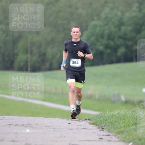 05.05.2024 - 7. Wedeler Halbmarathon H.Heesch http://msf.ph/oto/6221822 05.05.2024 11:01:05 Laufen 894 meine-sportfotos.de