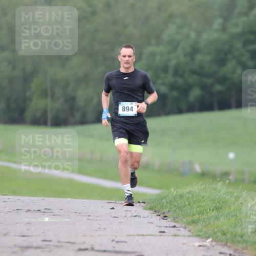 05.05.2024 - 7. Wedeler Halbmarathon H.Heesch http://msf.ph/oto/6221825 05.05.2024 11:01:06 Laufen 894 meine-sportfotos.de