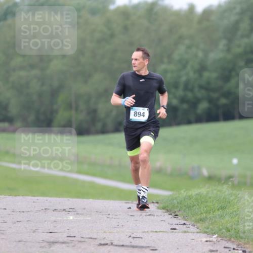 05.05.2024 - 7. Wedeler Halbmarathon H.Heesch http://msf.ph/oto/6221826 05.05.2024 11:01:07 Laufen 894 meine-sportfotos.de