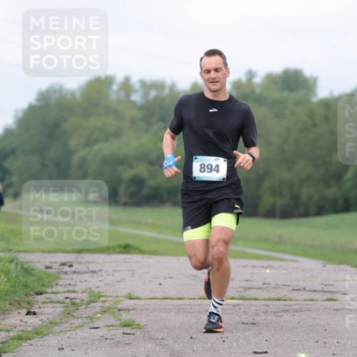 05.05.2024 - 7. Wedeler Halbmarathon H.Heesch http://msf.ph/oto/6221836 05.05.2024 11:01:10 Laufen 894 meine-sportfotos.de