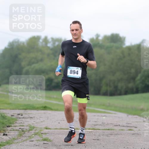05.05.2024 - 7. Wedeler Halbmarathon H.Heesch http://msf.ph/oto/6221837 05.05.2024 11:01:10 Laufen 894 meine-sportfotos.de