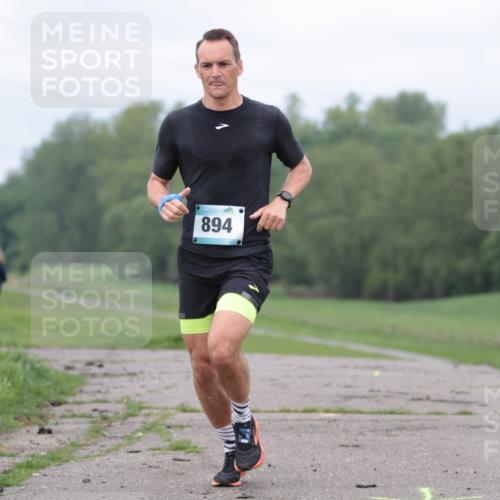 05.05.2024 - 7. Wedeler Halbmarathon H.Heesch http://msf.ph/oto/6221840 05.05.2024 11:01:10 Laufen 894 meine-sportfotos.de