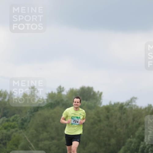 05.05.2024 - 7. Wedeler Halbmarathon H.Heesch http://msf.ph/oto/6221875 05.05.2024 11:02:10 Laufen 724 meine-sportfotos.de