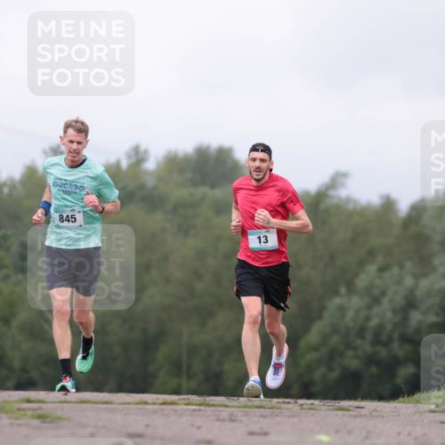 05.05.2024 - 7. Wedeler Halbmarathon H.Heesch http://msf.ph/oto/6221914 05.05.2024 11:03:14 Laufen 845, 13 meine-sportfotos.de