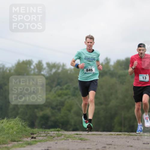 05.05.2024 - 7. Wedeler Halbmarathon H.Heesch http://msf.ph/oto/6221917 05.05.2024 11:03:15 Laufen 845, 13 meine-sportfotos.de