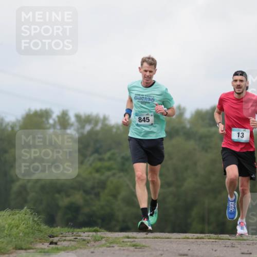 05.05.2024 - 7. Wedeler Halbmarathon H.Heesch http://msf.ph/oto/6221919 05.05.2024 11:03:15 Laufen 845, 13 meine-sportfotos.de