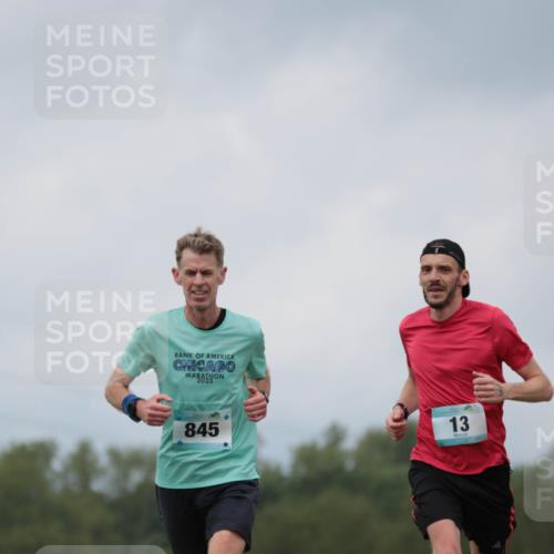05.05.2024 - 7. Wedeler Halbmarathon H.Heesch http://msf.ph/oto/6221923 05.05.2024 11:03:17 Laufen 845, 13 meine-sportfotos.de