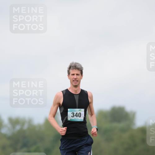 05.05.2024 - 7. Wedeler Halbmarathon H.Heesch http://msf.ph/oto/6221957 05.05.2024 11:03:44 Laufen 340 meine-sportfotos.de