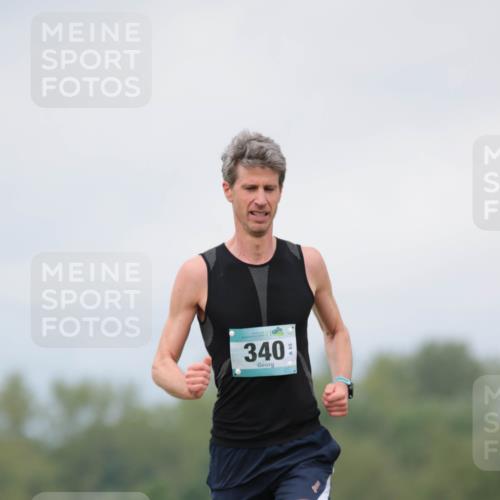 05.05.2024 - 7. Wedeler Halbmarathon H.Heesch http://msf.ph/oto/6221960 05.05.2024 11:03:44 Laufen 340 meine-sportfotos.de