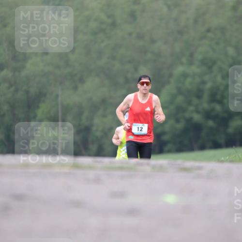 05.05.2024 - 7. Wedeler Halbmarathon H.Heesch http://msf.ph/oto/6221972 05.05.2024 11:04:00 Laufen 12 meine-sportfotos.de