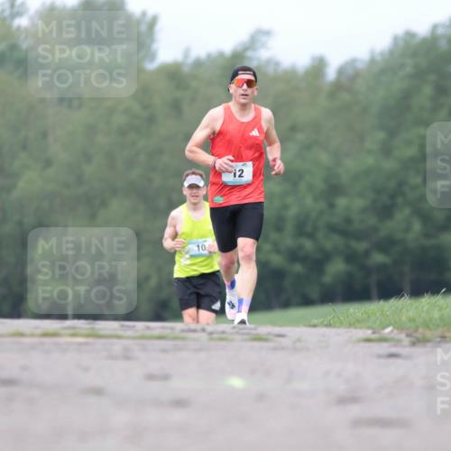 05.05.2024 - 7. Wedeler Halbmarathon H.Heesch http://msf.ph/oto/6221976 05.05.2024 11:04:03 Laufen 10, 12 meine-sportfotos.de