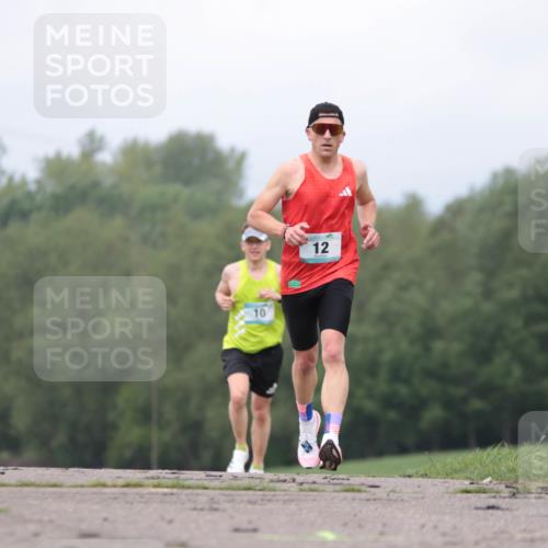 05.05.2024 - 7. Wedeler Halbmarathon H.Heesch http://msf.ph/oto/6221979 05.05.2024 11:04:05 Laufen 10, 12 meine-sportfotos.de