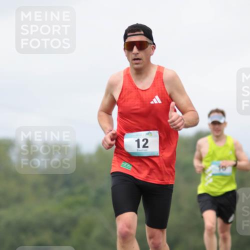 05.05.2024 - 7. Wedeler Halbmarathon H.Heesch http://msf.ph/oto/6221989 05.05.2024 11:04:08 Laufen 12, 10 meine-sportfotos.de