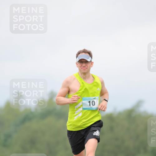 05.05.2024 - 7. Wedeler Halbmarathon H.Heesch http://msf.ph/oto/6221993 05.05.2024 11:04:09 Laufen 10 meine-sportfotos.de
