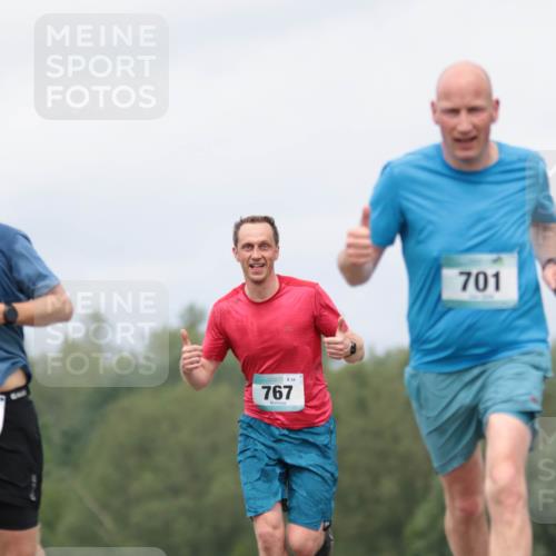 05.05.2024 - 7. Wedeler Halbmarathon H.Heesch http://msf.ph/oto/6222027 05.05.2024 11:04:47 Laufen 7834, 767, 701 meine-sportfotos.de