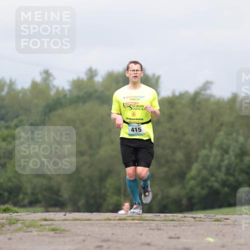 05.05.2024 - 7. Wedeler Halbmarathon H.Heesch http://msf.ph/oto/6222048 05.05.2024 11:05:08 Laufen 415 meine-sportfotos.de
