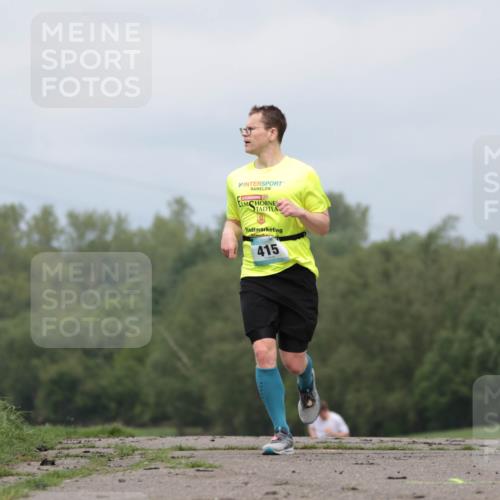 05.05.2024 - 7. Wedeler Halbmarathon H.Heesch http://msf.ph/oto/6222054 05.05.2024 11:05:10 Laufen 415 meine-sportfotos.de