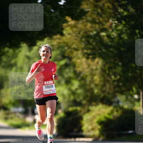 08.06.2024 - REWE Women's Run Dr. Thomas Lammeyer http://msf.ph/oto/6242319 09.06.2024 09:13:02 Laufen 10299 meine-sportfotos.de