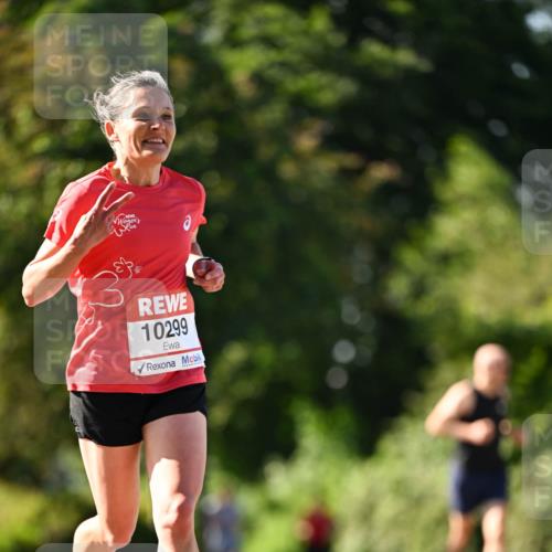 08.06.2024 - REWE Women's Run Dr. Thomas Lammeyer http://msf.ph/oto/6242333 09.06.2024 09:13:04 Laufen 3, 10299 meine-sportfotos.de