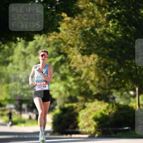 08.06.2024 - REWE Women's Run Dr. Thomas Lammeyer http://msf.ph/oto/6242340 09.06.2024 09:13:24 Laufen 10749 meine-sportfotos.de