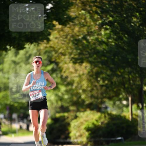 08.06.2024 - REWE Women's Run Dr. Thomas Lammeyer http://msf.ph/oto/6242342 09.06.2024 09:13:25 Laufen 10749 meine-sportfotos.de