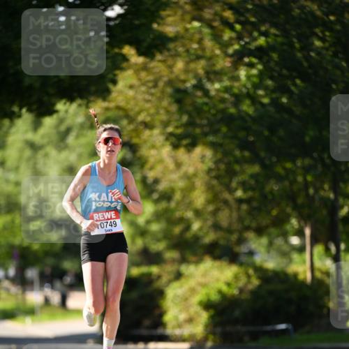 08.06.2024 - REWE Women's Run Dr. Thomas Lammeyer http://msf.ph/oto/6242344 09.06.2024 09:13:25 Laufen 0749 meine-sportfotos.de