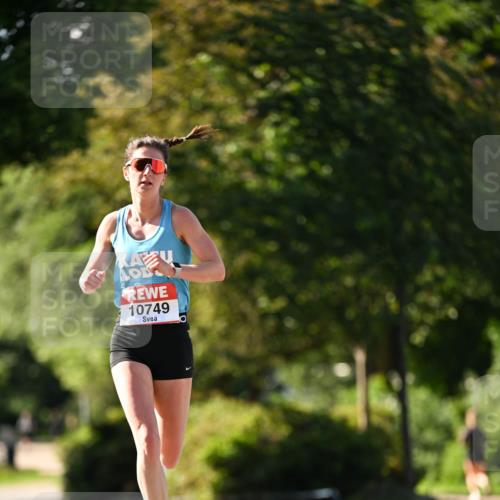 08.06.2024 - REWE Women's Run Dr. Thomas Lammeyer http://msf.ph/oto/6242351 09.06.2024 09:13:26 Laufen 10749 meine-sportfotos.de