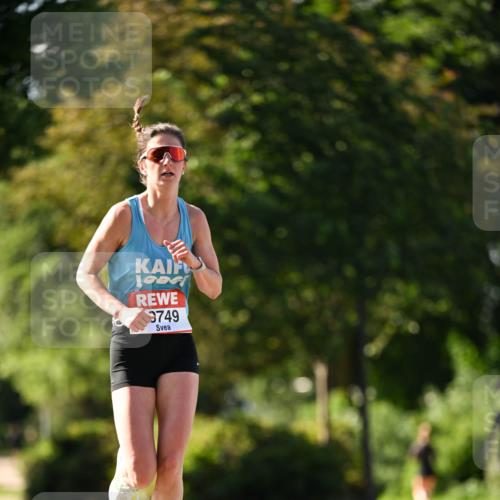 08.06.2024 - REWE Women's Run Dr. Thomas Lammeyer http://msf.ph/oto/6242354 09.06.2024 09:13:26 Laufen 9749 meine-sportfotos.de