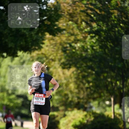 08.06.2024 - REWE Women's Run Dr. Thomas Lammeyer http://msf.ph/oto/6242364 09.06.2024 09:13:53 Laufen 10719 meine-sportfotos.de