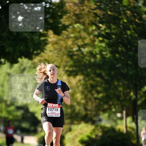08.06.2024 - REWE Women's Run Dr. Thomas Lammeyer http://msf.ph/oto/6242367 09.06.2024 09:13:53 Laufen 10719 meine-sportfotos.de
