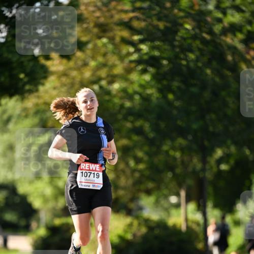 08.06.2024 - REWE Women's Run Dr. Thomas Lammeyer http://msf.ph/oto/6242371 09.06.2024 09:13:54 Laufen 10719 meine-sportfotos.de