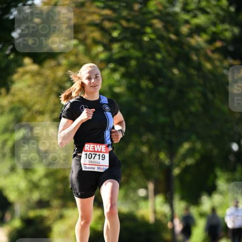 08.06.2024 - REWE Women's Run Dr. Thomas Lammeyer http://msf.ph/oto/6242375 09.06.2024 09:13:54 Laufen 10719 meine-sportfotos.de