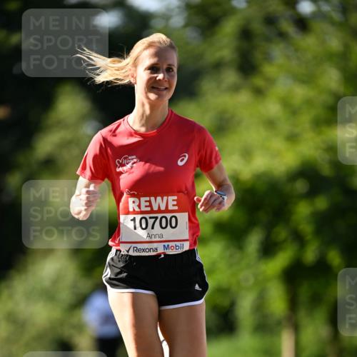 08.06.2024 - REWE Women's Run Dr. Thomas Lammeyer http://msf.ph/oto/6242411 09.06.2024 09:14:08 Laufen 10700 meine-sportfotos.de