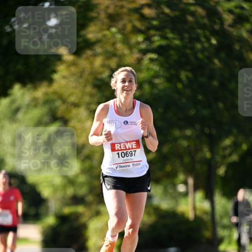 08.06.2024 - REWE Women's Run Dr. Thomas Lammeyer http://msf.ph/oto/6242413 09.06.2024 09:14:11 Laufen 10697 meine-sportfotos.de
