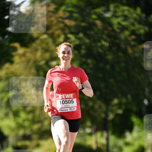 08.06.2024 - REWE Women's Run Dr. Thomas Lammeyer http://msf.ph/oto/6242546 09.06.2024 09:15:04 Laufen 10505 meine-sportfotos.de