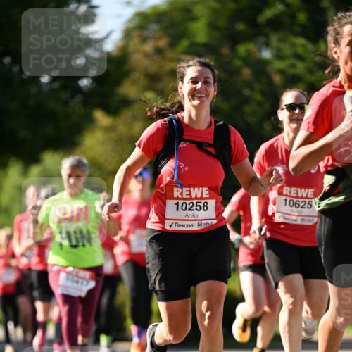 08.06.2024 - REWE Women's Run Dr. Thomas Lammeyer http://msf.ph/oto/6242944 09.06.2024 09:16:42 Laufen 15417, 10258, 10625 meine-sportfotos.de