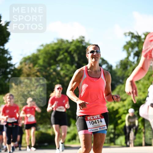 08.06.2024 - REWE Women's Run Dr. Thomas Lammeyer http://msf.ph/oto/6243139 09.06.2024 09:17:19 Laufen 10414 meine-sportfotos.de