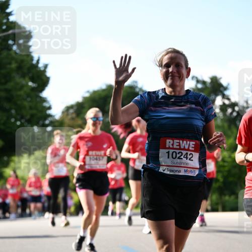 08.06.2024 - REWE Women's Run Dr. Thomas Lammeyer http://msf.ph/oto/6244287 09.06.2024 09:20:31 Laufen 10457, 10242 meine-sportfotos.de
