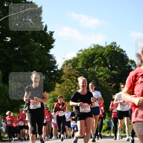 08.06.2024 - REWE Women's Run Dr. Thomas Lammeyer http://msf.ph/oto/6244382 09.06.2024 09:20:42 Laufen 10767, 10372, 10154, 10671 meine-sportfotos.de