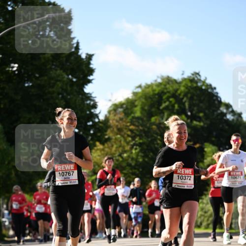 08.06.2024 - REWE Women's Run Dr. Thomas Lammeyer http://msf.ph/oto/6244390 09.06.2024 09:20:43 Laufen 10767, 10372, 10671, 10154 meine-sportfotos.de